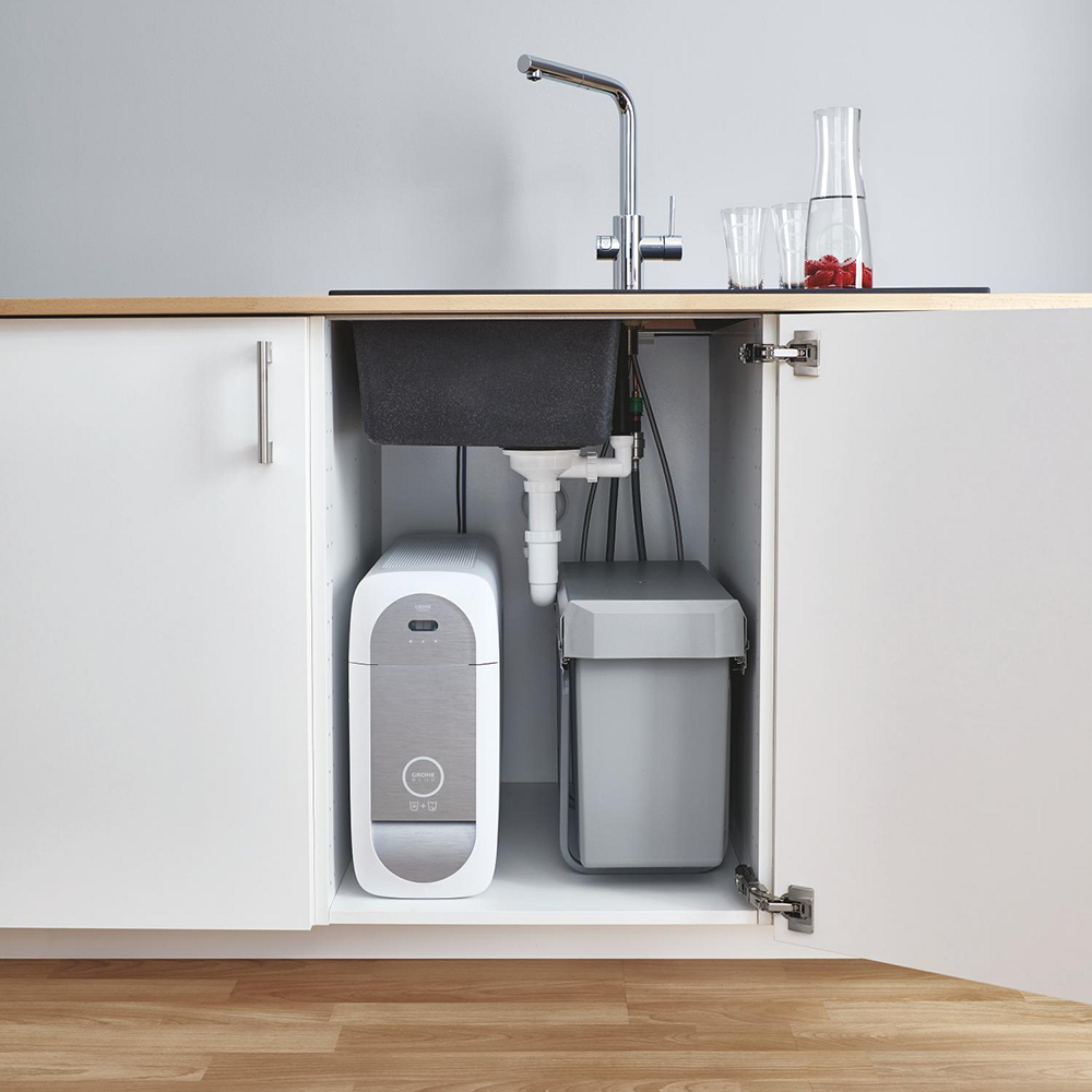 Grohe Blue Pull-Out Waste Bin Recycling Separation System 4 Grohe Blue Pull-Out Waste Bin Recycling Separation System - Image 2