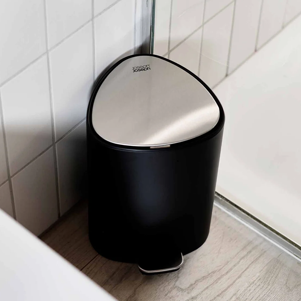 Joseph Joseph EasyStore 5L Pedal Bin - Matt Black 6 Joseph Joseph EasyStore 5L Pedal Bin - Matt Black - Image 4