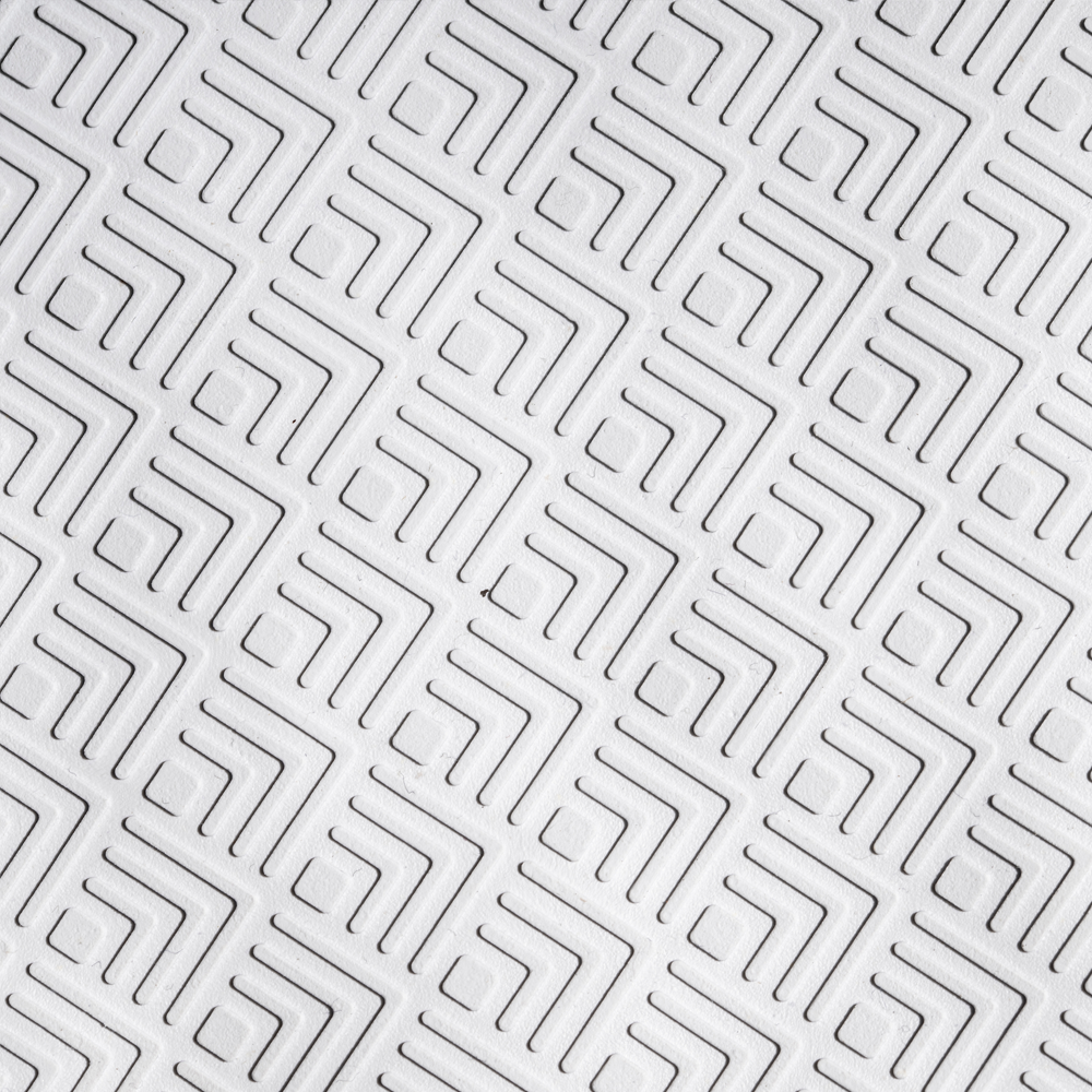 Croydex Anti-Bacterial White Bath Mat 900 X 370mm 5 Croydex Anti-Bacterial White Bath Mat 900 X 370mm - Image 3