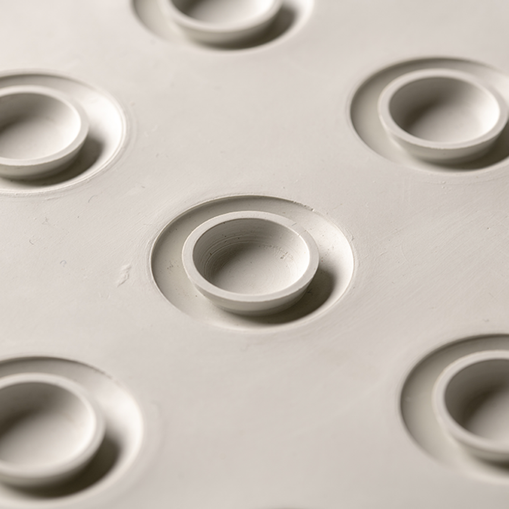 Croydex Dome Sucker Bath Mat 570 X 430mm White 5 Croydex Dome Sucker Bath Mat 570 X 430mm White - Image 3