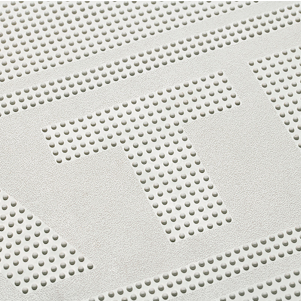 Croydex White Non-Slip Bath Mat With Secure Grip Suction Cups, With Hygiene 'n' Clean 340 X 760mm 4 Croydex White Non-Slip Bath Mat With Secure Grip Suction Cups, With Hygiene 'n' Clean 340 X 760mm - Image 2