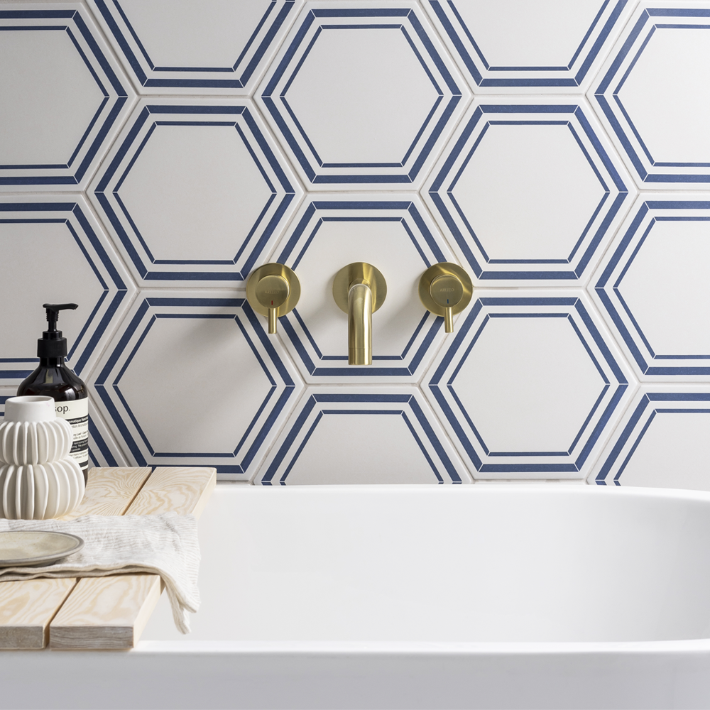 Arezzo Fluted Round Brushed Brass Wall Mounted (3TH) Bath Filler Tap 4 Arezzo Fluted Round Brushed Brass Wall Mounted (3TH) Bath Filler Tap - Image 2