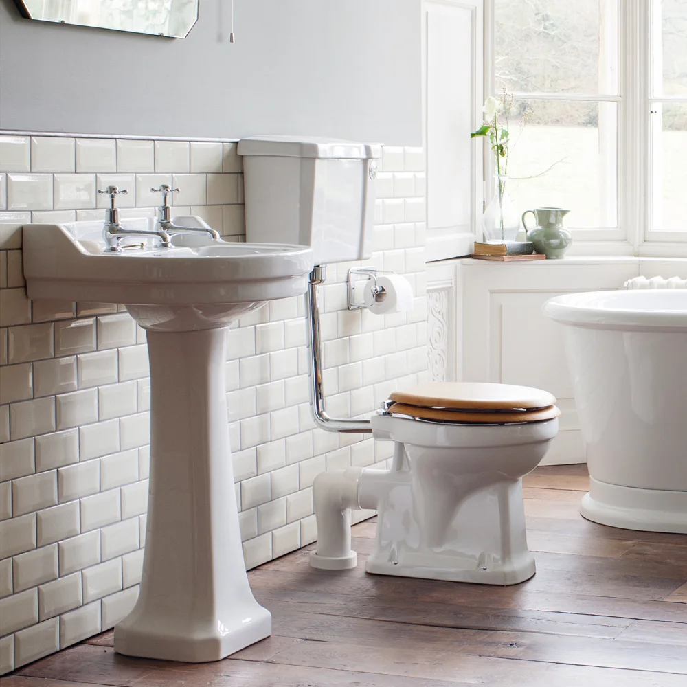 Burlington Regal Low Level WC - 51cm White Ceramic Cistern - Ceramic Lever Flush 4 Burlington Regal Low Level WC - 51cm White Ceramic Cistern - Ceramic Lever Flush - Image 2