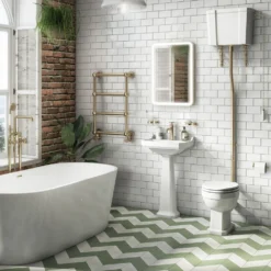 Chatsworth Traditional 498 X 748 Brushed Brass Wall Mounted Heated Towel Rail -Victorian Plumbing Shop chtbb18 d4