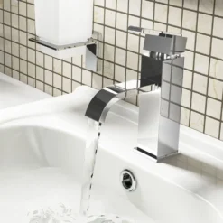 Milan Modern Mono Basin Mixer And Bath Filler - Chrome -Victorian Plumbing Shop mil001mil008 detail2