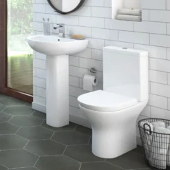 Orion Modern Short Projection Toilet + Soft Close Seat -Victorian Plumbing Shop or600wc detail3