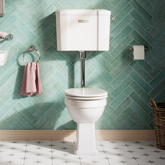 Trafalgar Low Level Toilet With Soft Close Seat - Traditional Ceramic WC 6 Trafalgar Low Level Toilet With Soft Close Seat - Traditional Ceramic WC - Image 4