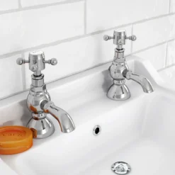 Chatsworth 1928 Traditional 3 Inch Spout Crosshead Pillar Basin Taps -Victorian Plumbing Shop trad009d detail1